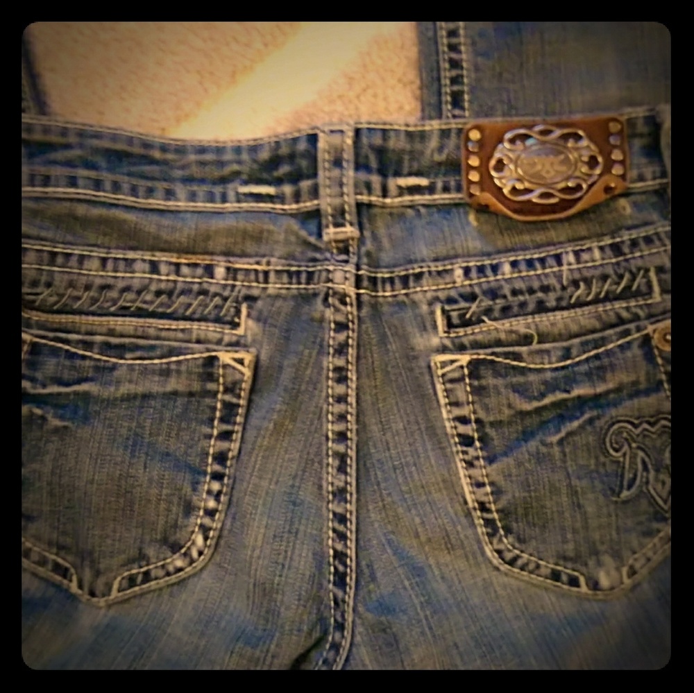 Sold!  Mek jeans
